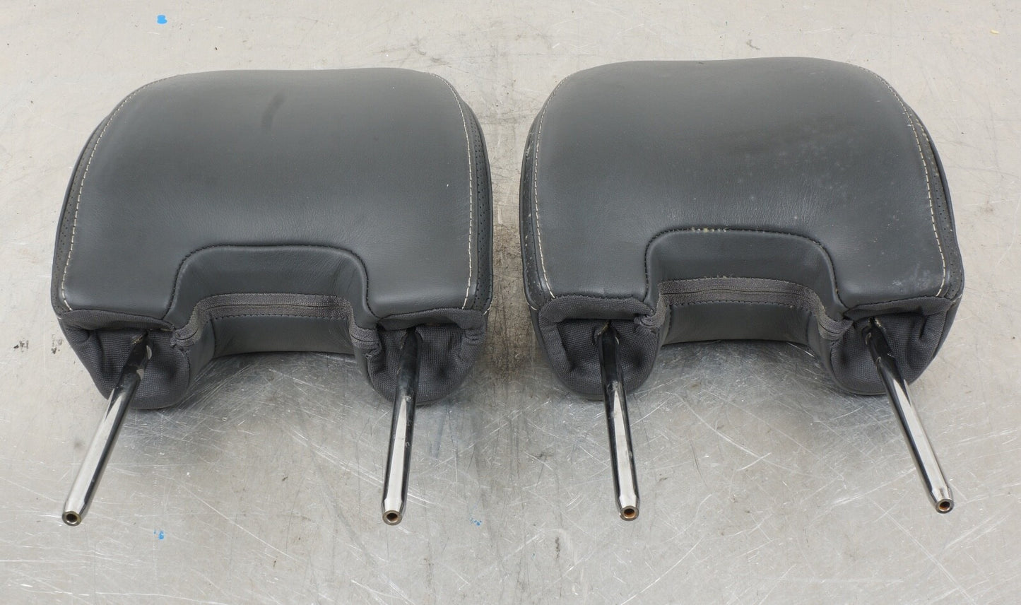 10-13 VOLVO C70 FRONT LEFT RIGHT SIDE SEAT HEADREST BLACK PAIR
