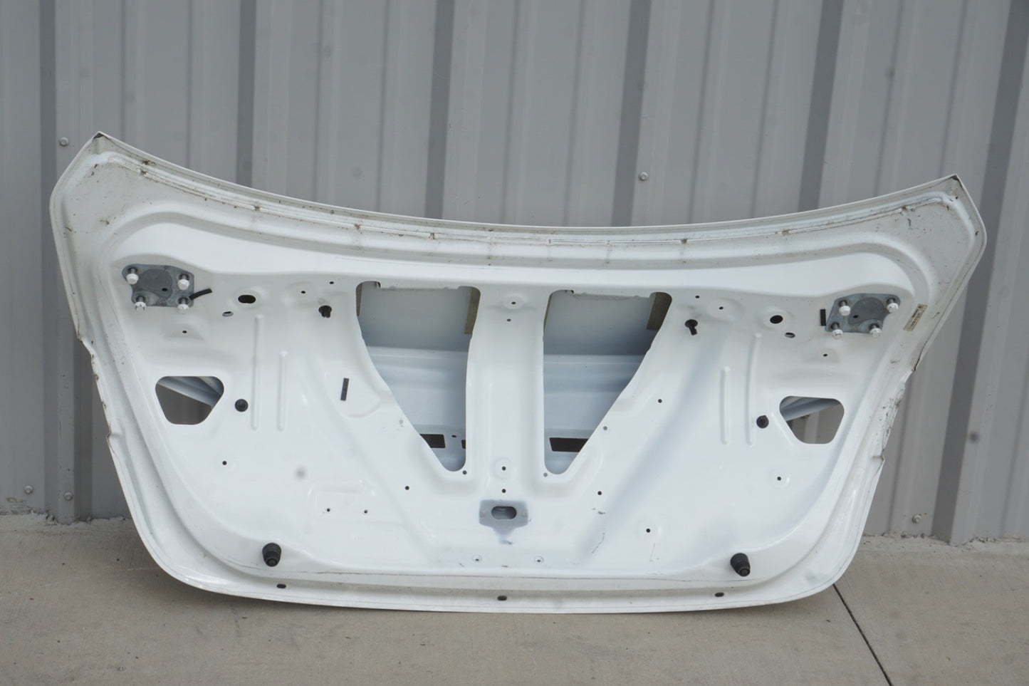 2014 - 2020 Maserati Ghibli Rear Trunk Lid Deck Shell Cover Panel OEM