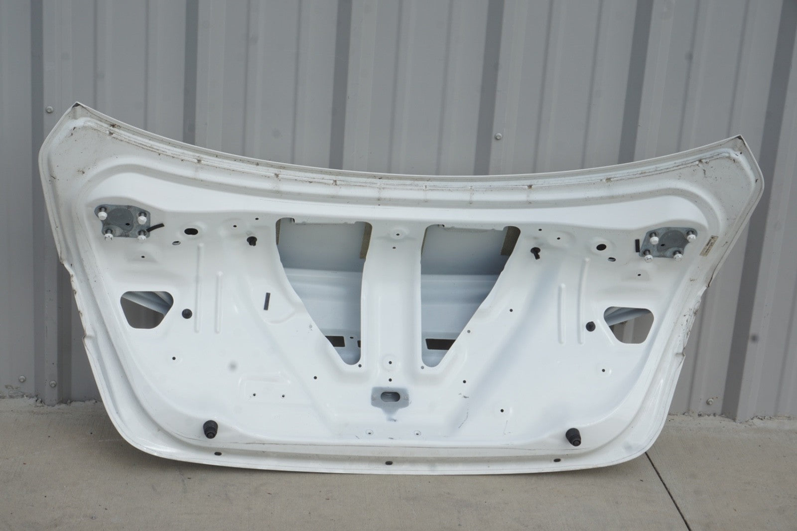 2014 - 2020 Maserati Ghibli Rear Trunk Lid Deck Shell Cover Panel OEM
