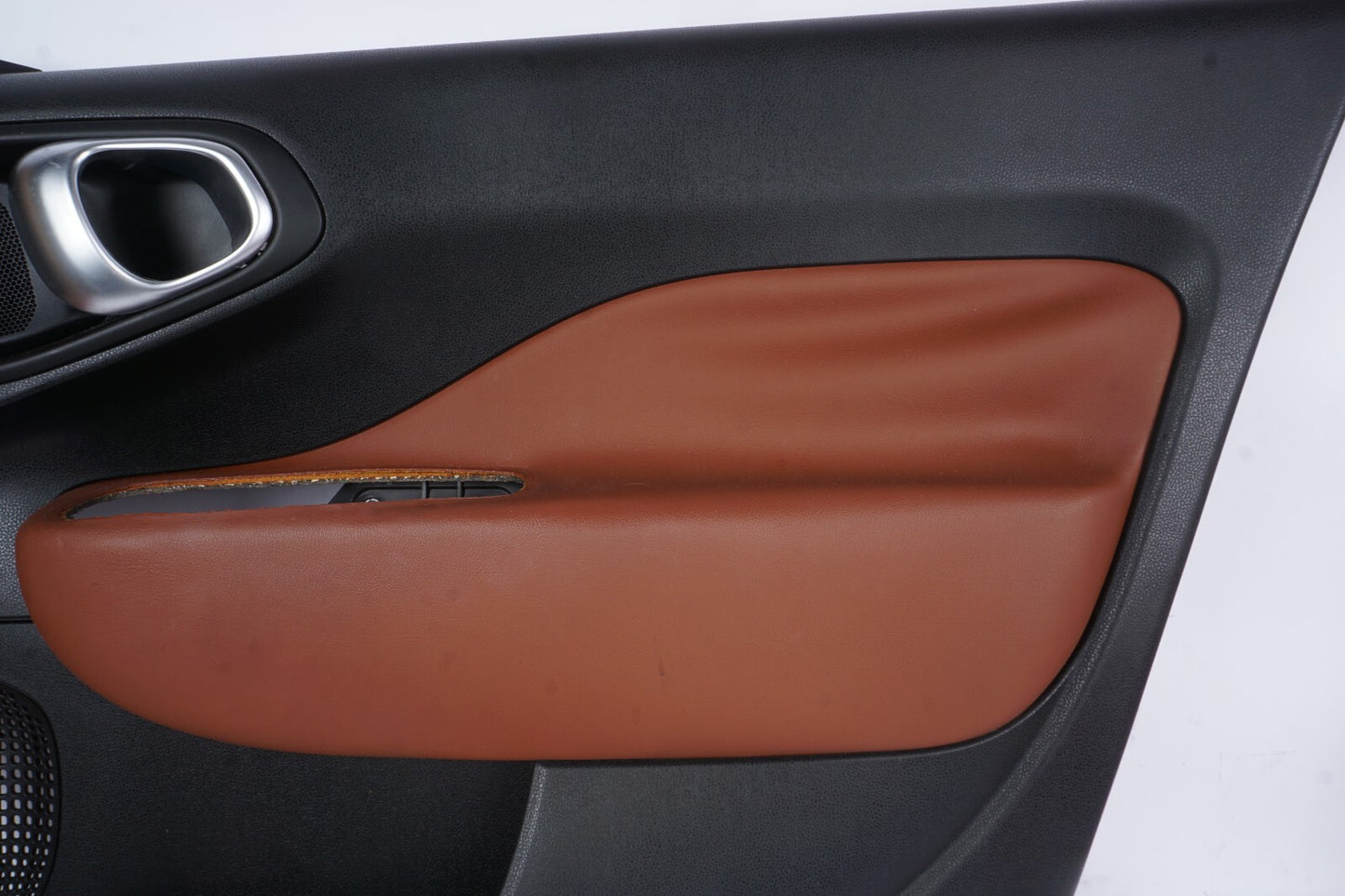 2014 - 2017 Fiat 500L Front Right Passenger Side Door Panel Trim OEM