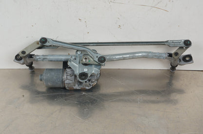 2011 - 2018 AUDI A8L QUATTRO FRONT WINDSHIELD WIPER WASHER LINKAGE W/ MOTOR OEM