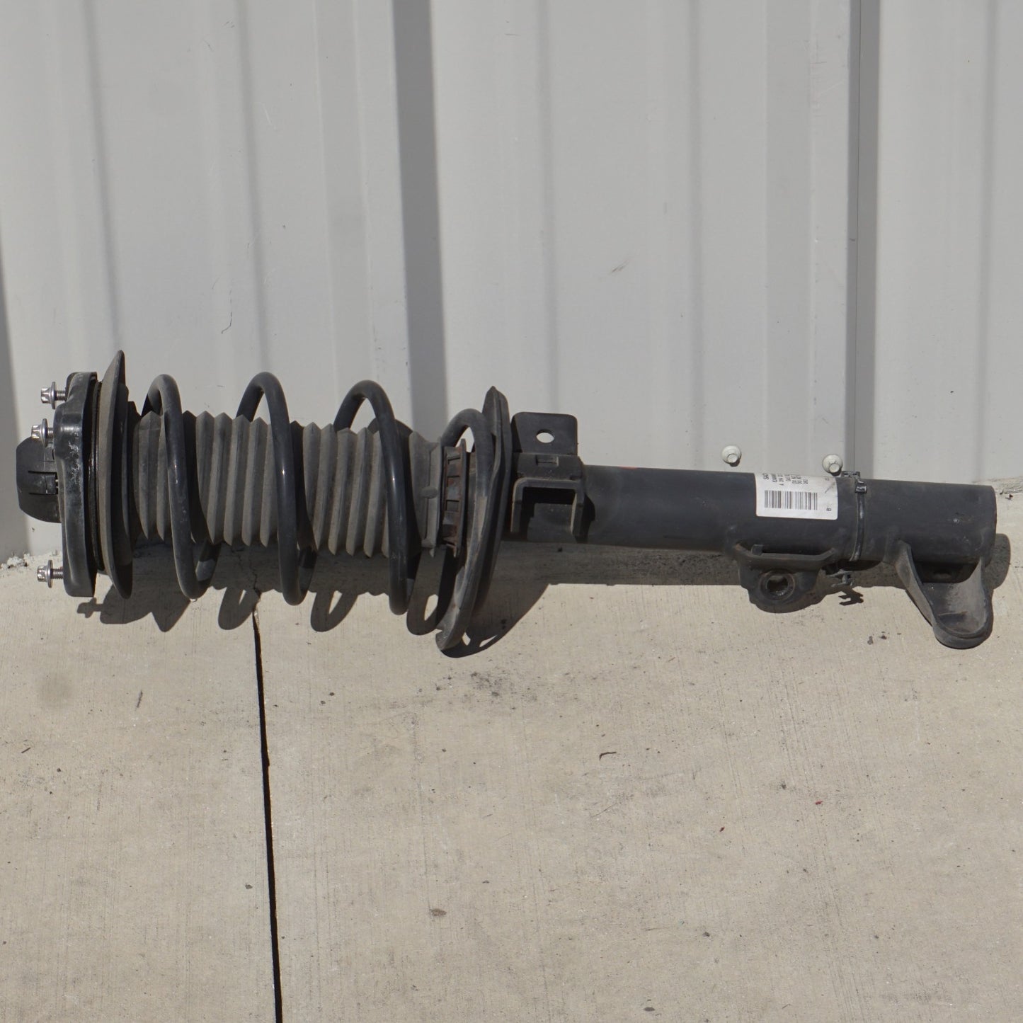 08-14 Mercedes W204 C250 C300 Front Left or Front Right Shock Strut Absorber OEM
