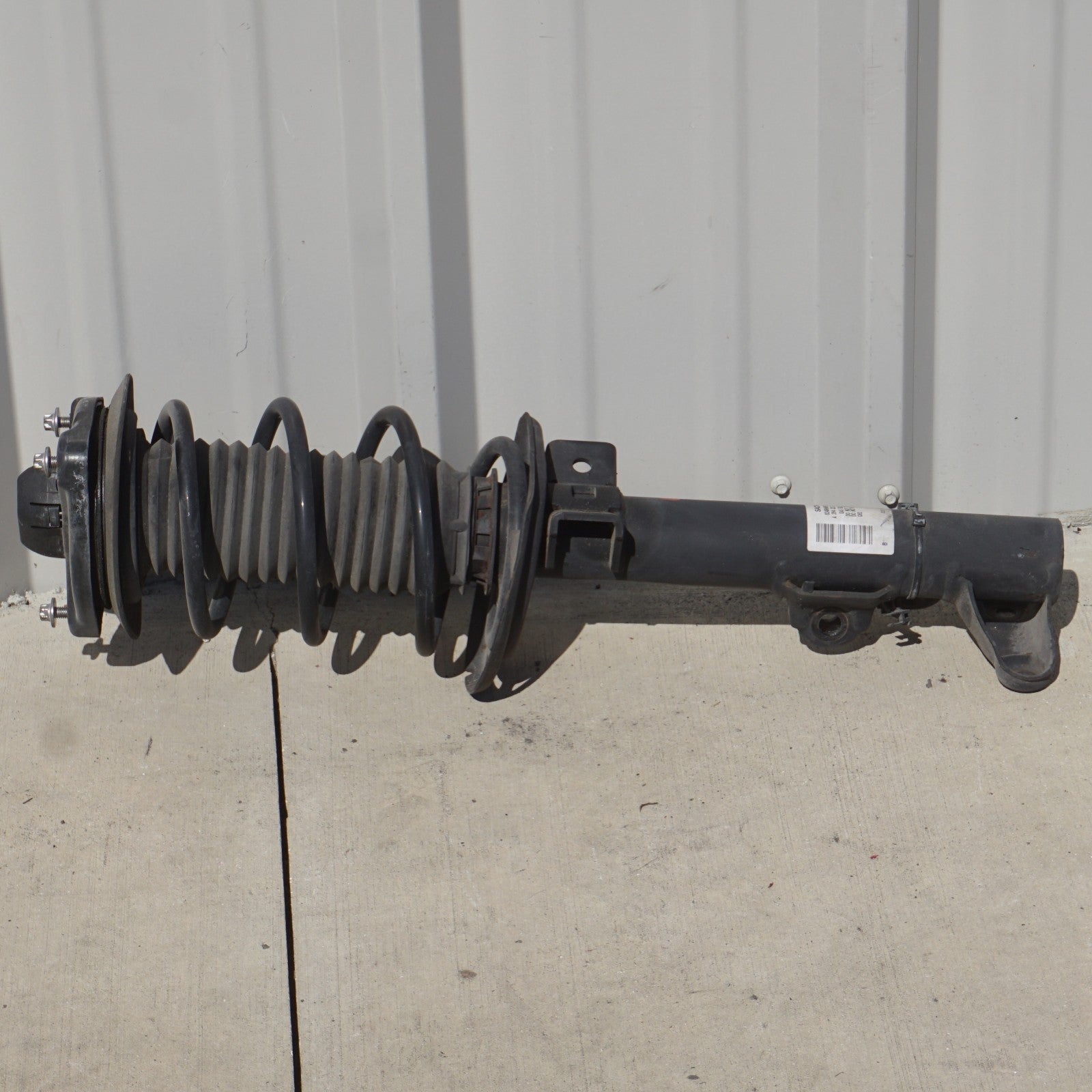 08-14 Mercedes W204 C250 C300 Front Left or Front Right Shock Strut Absorber OEM