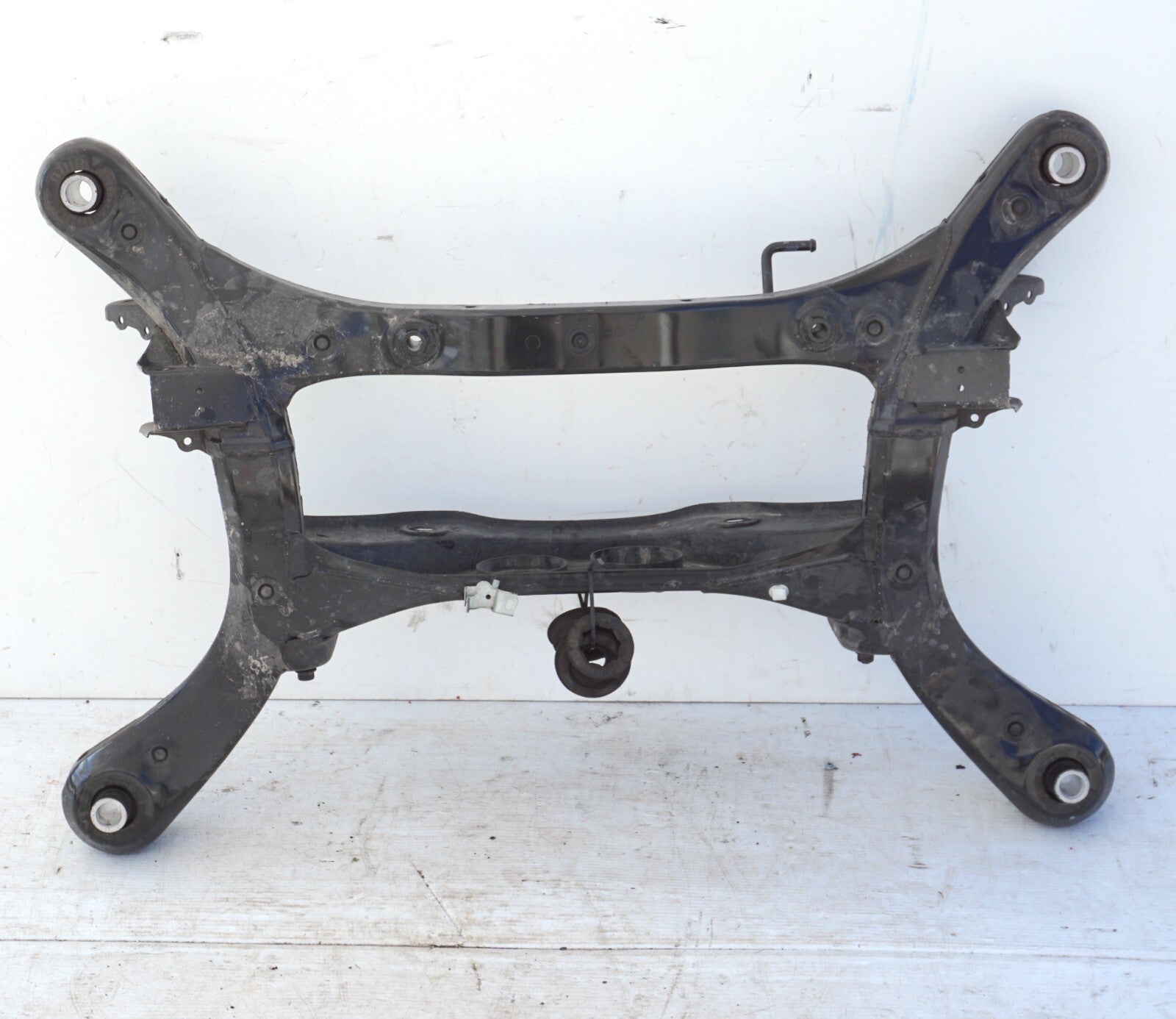 2014 - 2022 Toyota Highlander Rear Suspension Crossmember Subframe  OEM