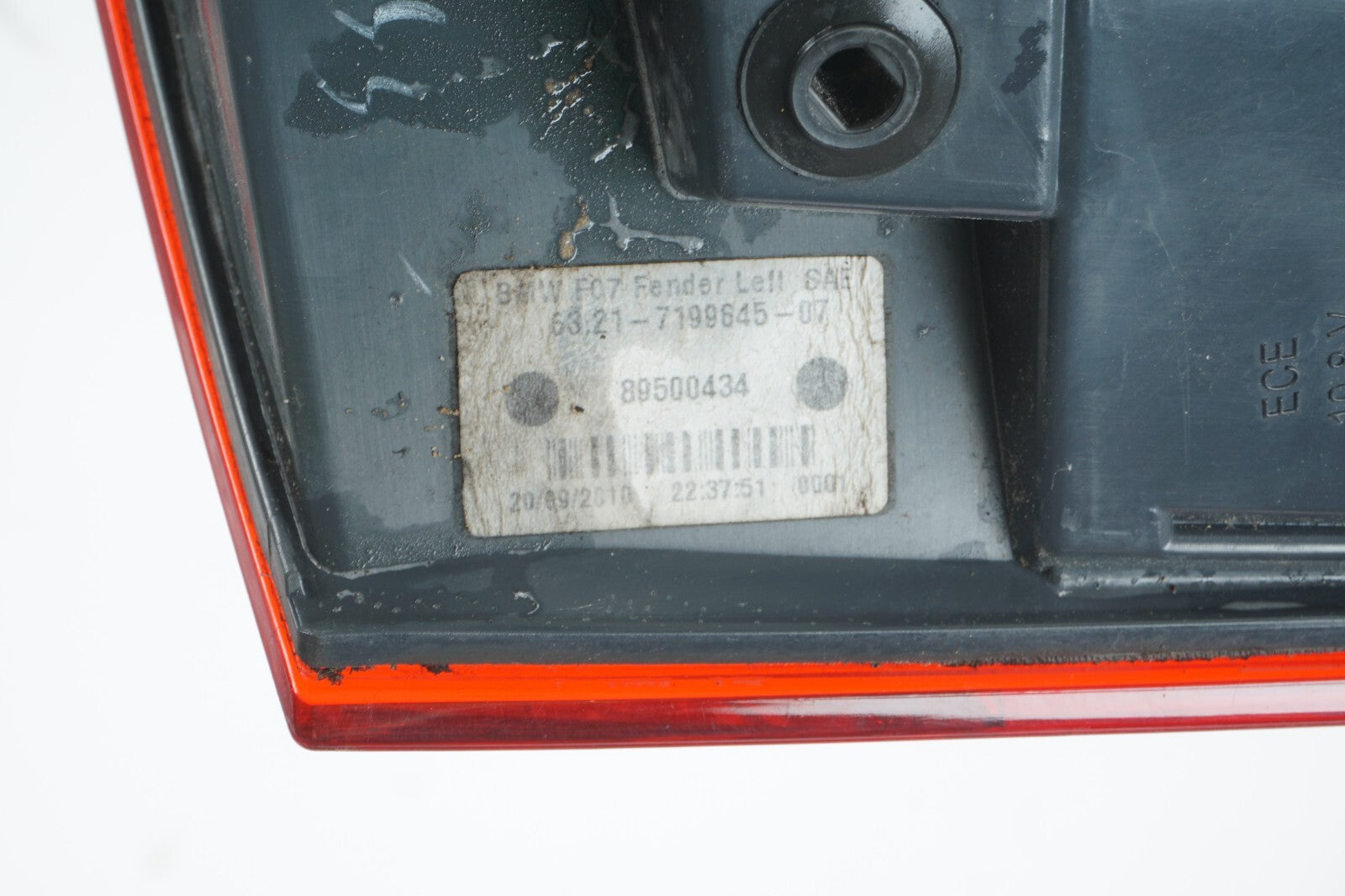 2010 - 2013 BMW 550GT F07 REAR LEFT DRIVER SIDE OUTER TAIL LIGHT LAMP OEM