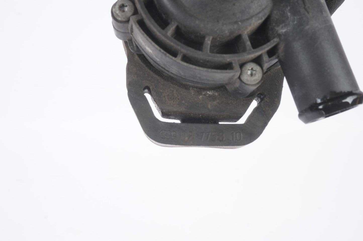 2010-2016 MERCEDES E350 W212 AUXILIARY COOLANT WATER PUMP OEM