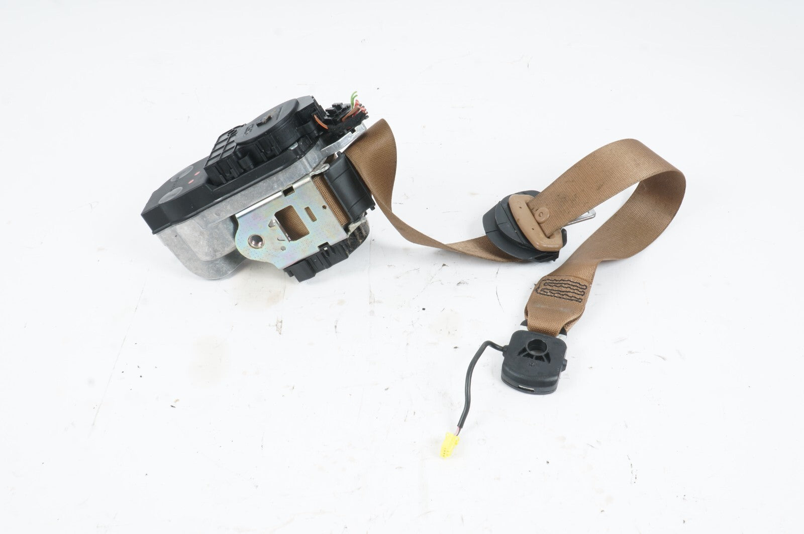 2007-2009 Mercedes S550 W221 FRONT RIGHT PASSENGER SEAT BELT RETRACTOR OEM