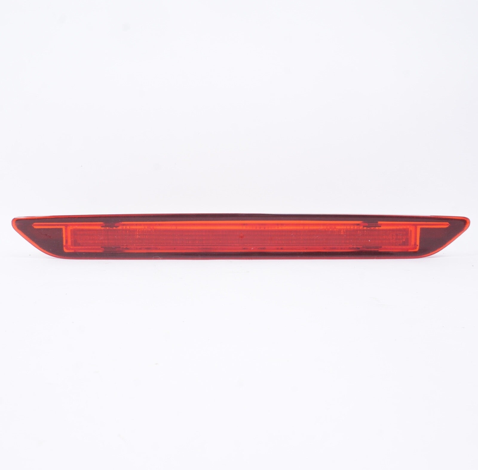 2015 - 2018 FORD FOCUS SE HIGH MOUNTED STOP LAMP 3RD BRAKE LAMP OEM