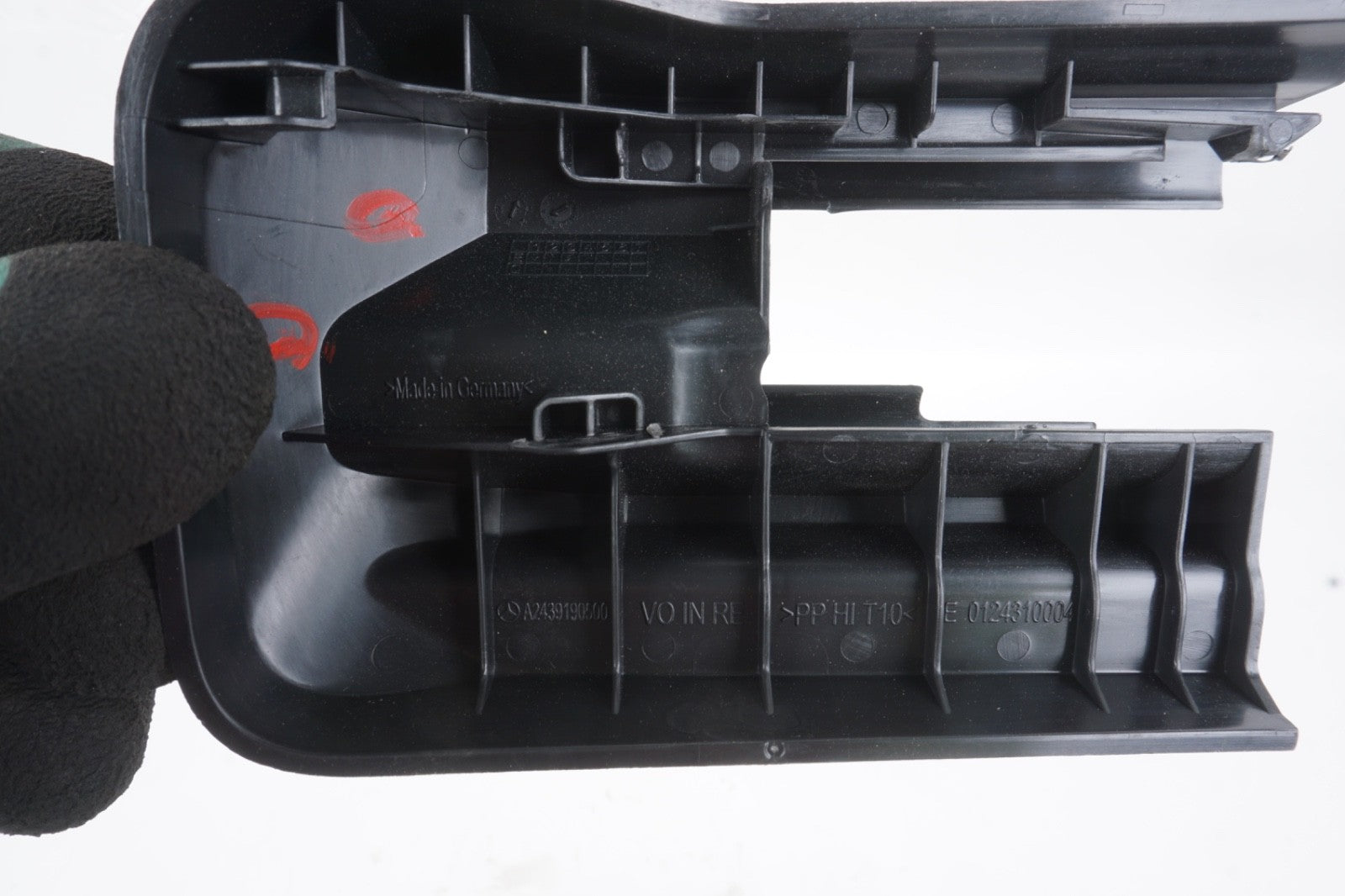 2022 - 2024 MERCEDES EQB350 EQB300 FRONT RIGHT SEAT TRACK END COVER TRIM