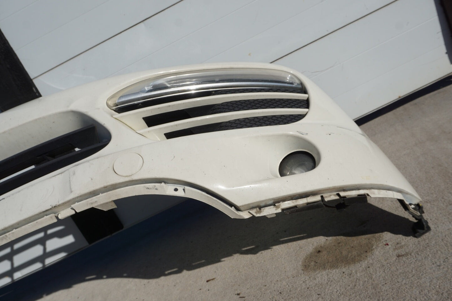 11-14 Porsche Cayenne 958 Front Bumper Cover 95850522131 HAS BAMAGE