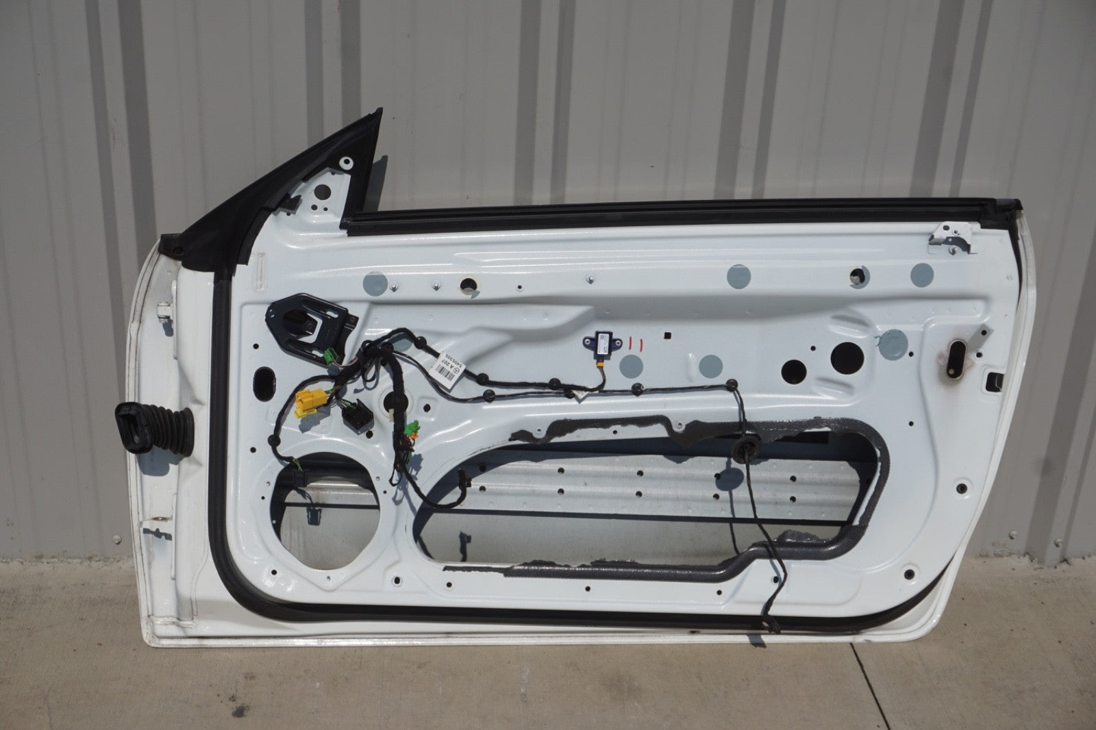 2011 - 2017 Mercedes W207 E350 E550 Coupe Convertible Right Side Door Shell OEM