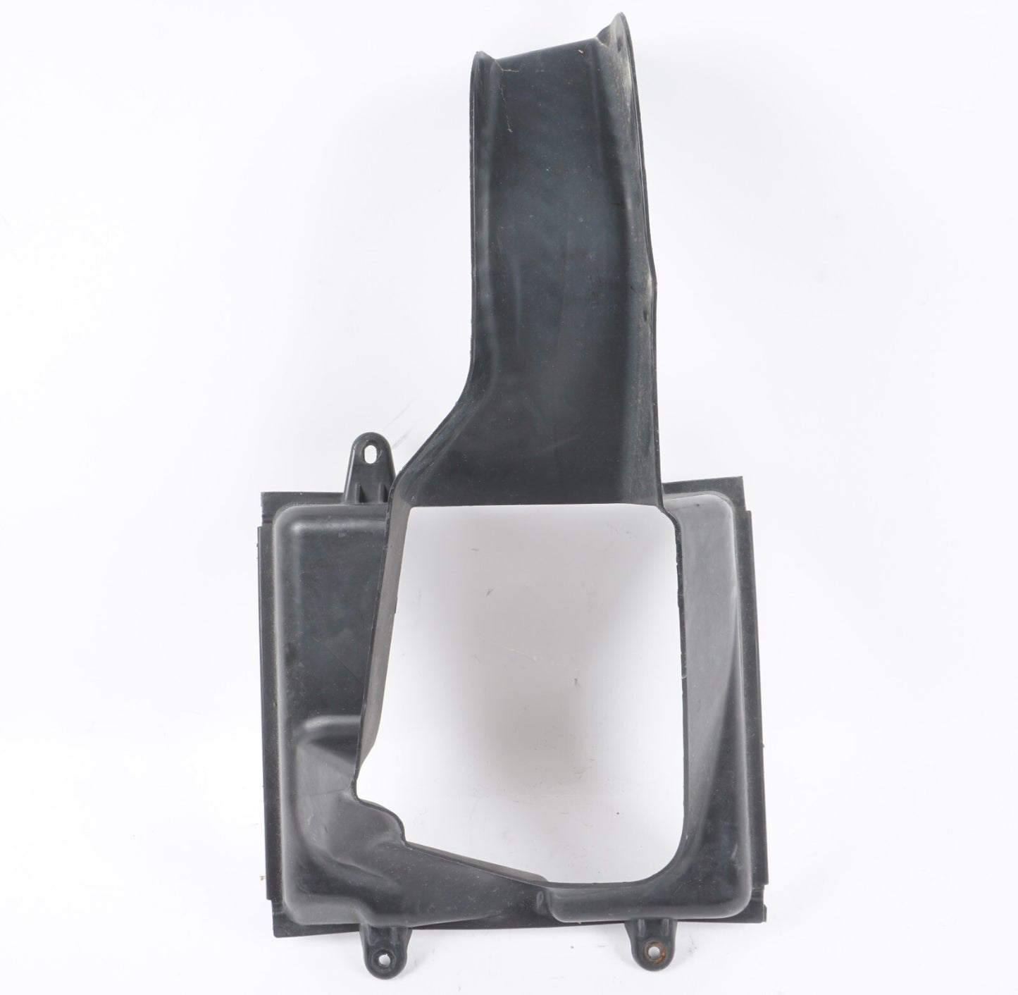 2014-2019 MASERATI GHIBLI FRONT RIGHT PASS SIDE INTERCOOLER AIR DUCT GUIDE OEM