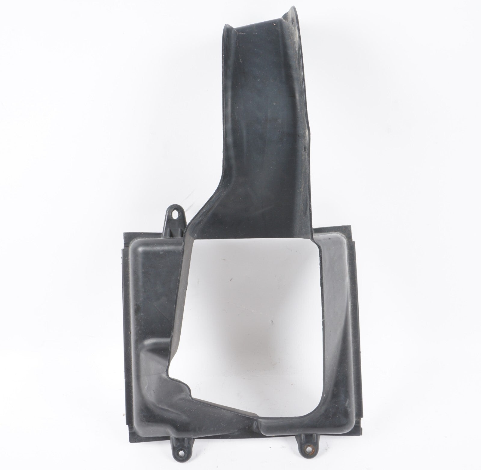2014-2019 MASERATI GHIBLI FRONT RIGHT PASS SIDE INTERCOOLER AIR DUCT GUIDE OEM