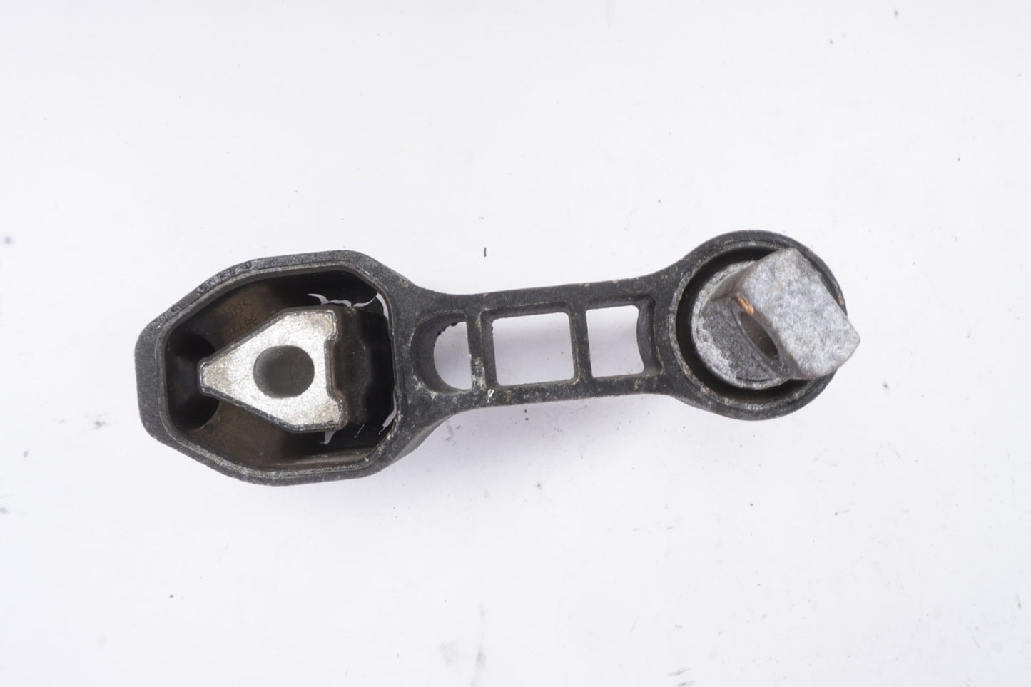 2012-2019 FIAT 500 ENGINE TORQUE STRUT ISOLATOR OEM NEW MOPAR 68081614AD