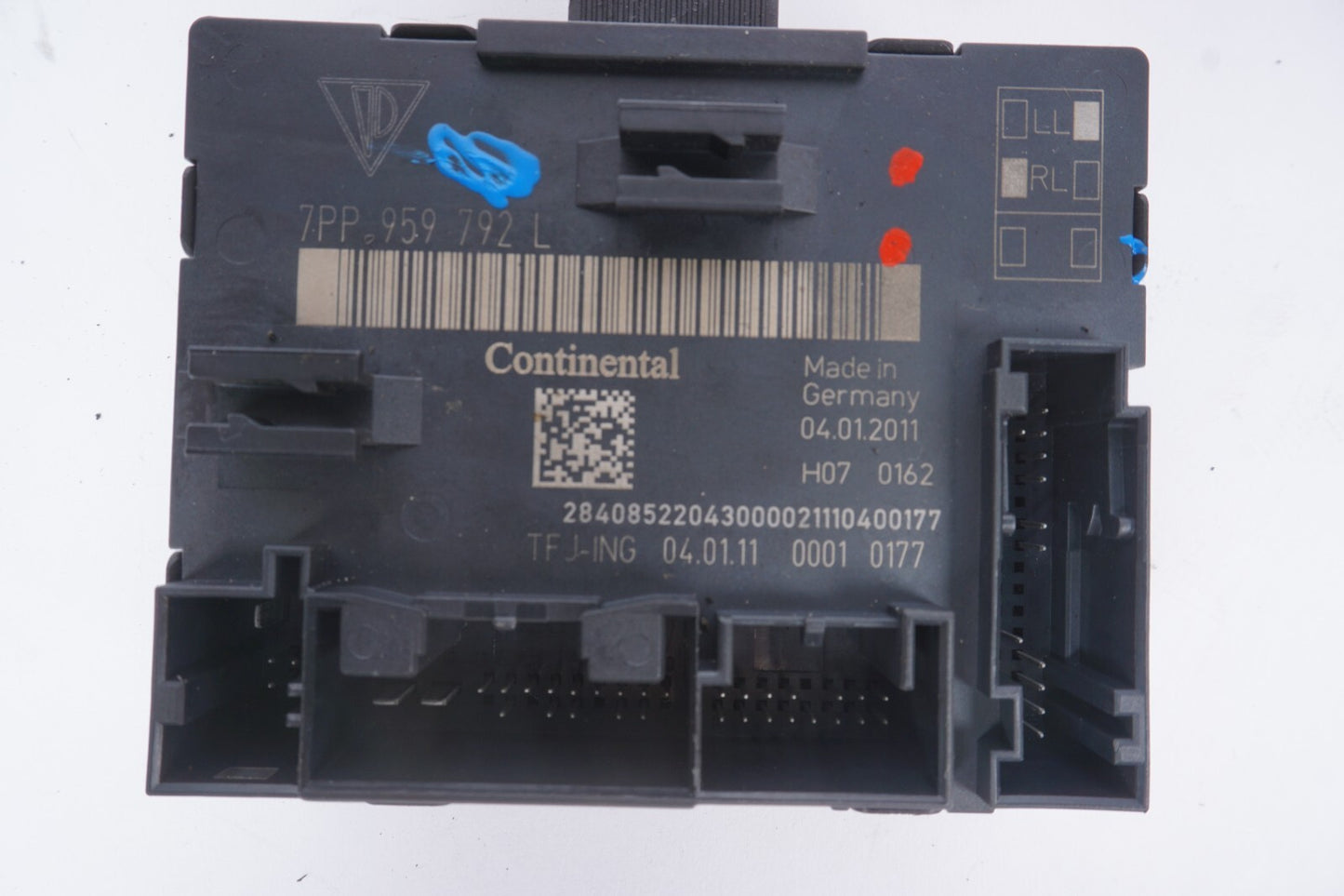 11 - 18 Porsche Cayenne 958 Front Right Passenger Door Control Module OEM