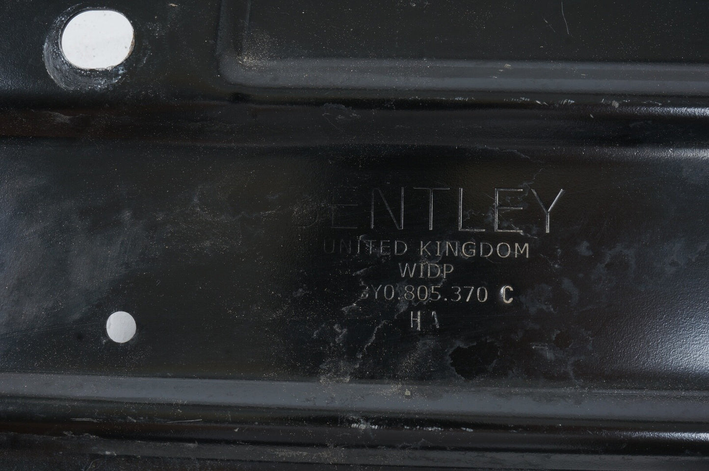 2010 + 2020 Bentley Mulsanne Front Closing Plate Panel