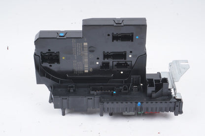 12-16 Mercedes W207 E350 E500 E63 AMG Rear SAM Fuse Relay Junction Box Assembly