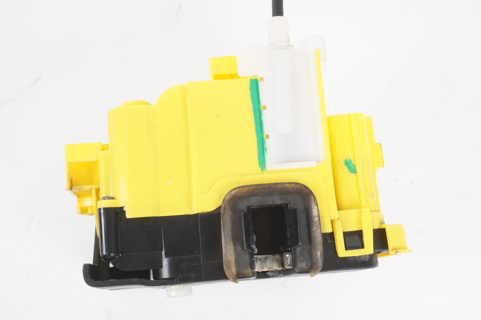 17 - 22 Alfa Romeo Giulia REAR RIGHT PASSENGER SIDE DOOR LOCK LATCH ACTUATOR OEM