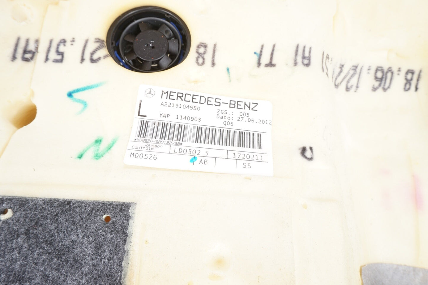 12-13 Mercedes W221 S550 Front Right Passenger Side Lower Seat Cushion OEM