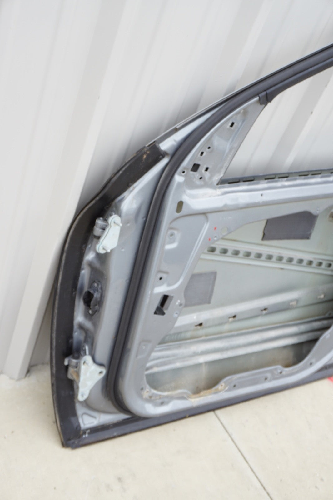 06-11 Mercedes W164 ML63 ML350 ML500 FRONT RIGHT PASSENGER SIDE DOOR SHELL OEM