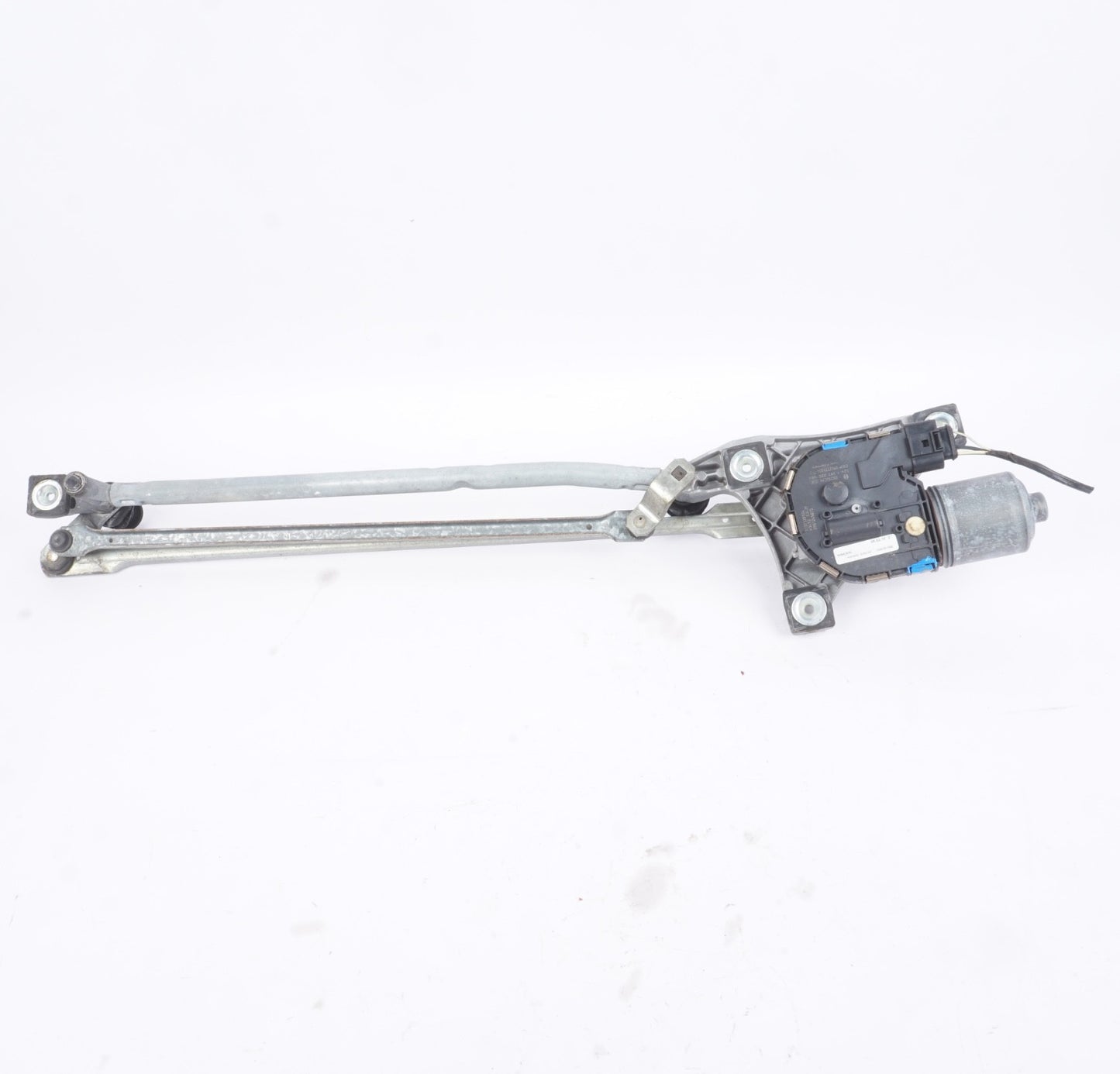 2006 - 2009 VOLVO C70 T5 FRONT WIPER MOUNT w/ MOTOR OEM