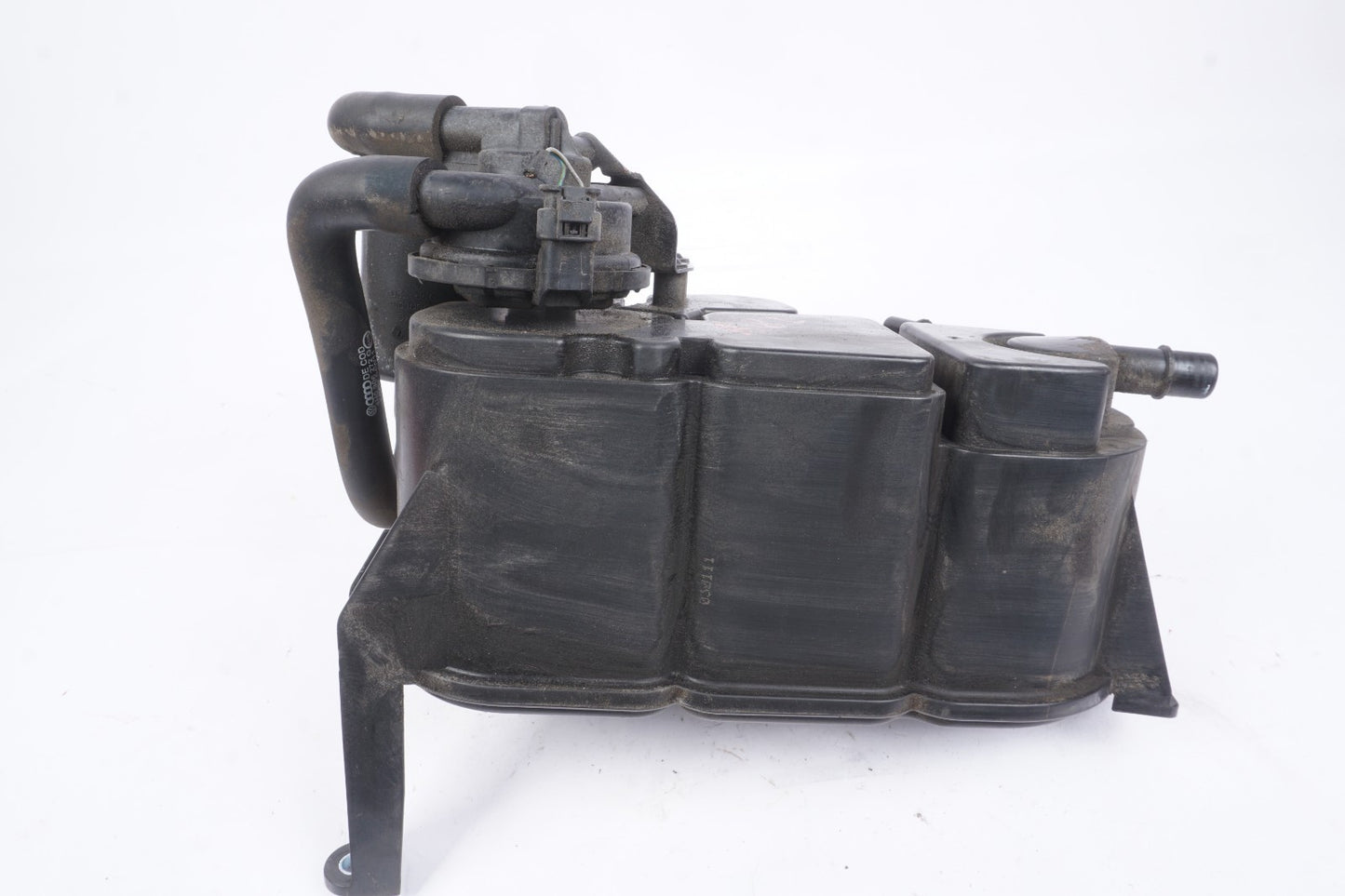 2011 - 2019 Audi A8 S8 Q7 Charcoal Filter With Leak Detection Pump OEM