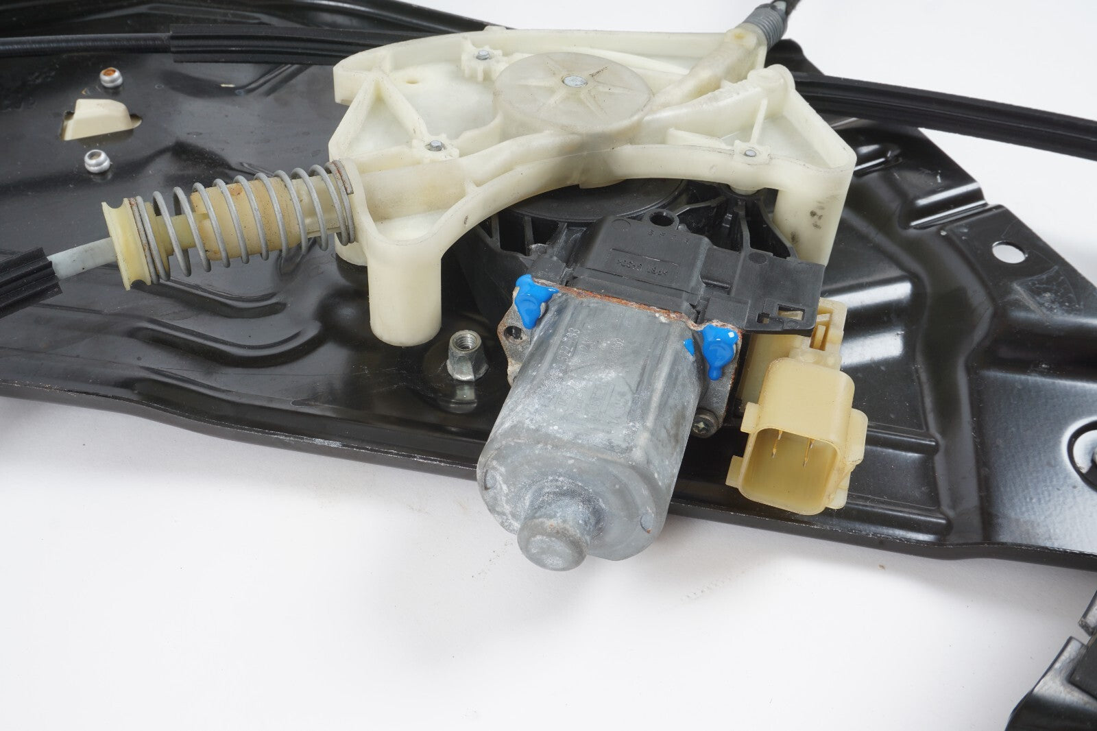 2014-2019 MASERATI GHIBLI FRONT RIGHT PASSENGER WINDOW REGULATOR & MOTOR OEM
