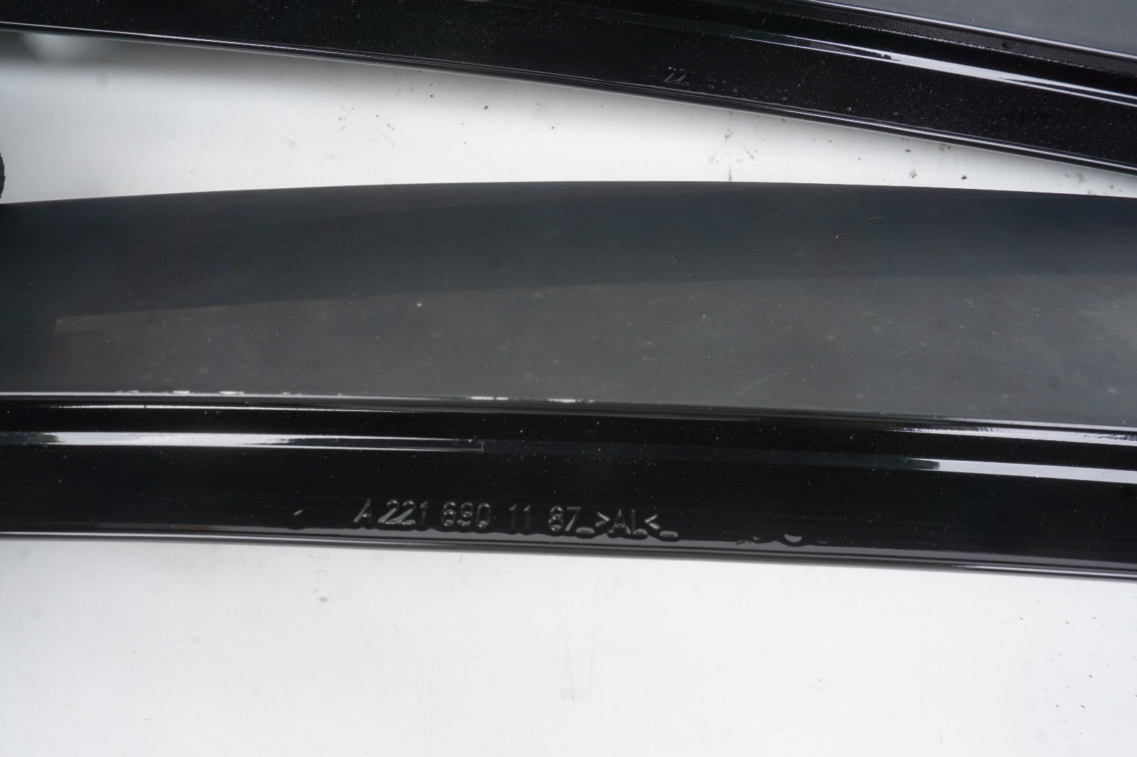 2007 - 2013 Mercedes S550 Sedan Front Left Right Door Applique Molding Trim