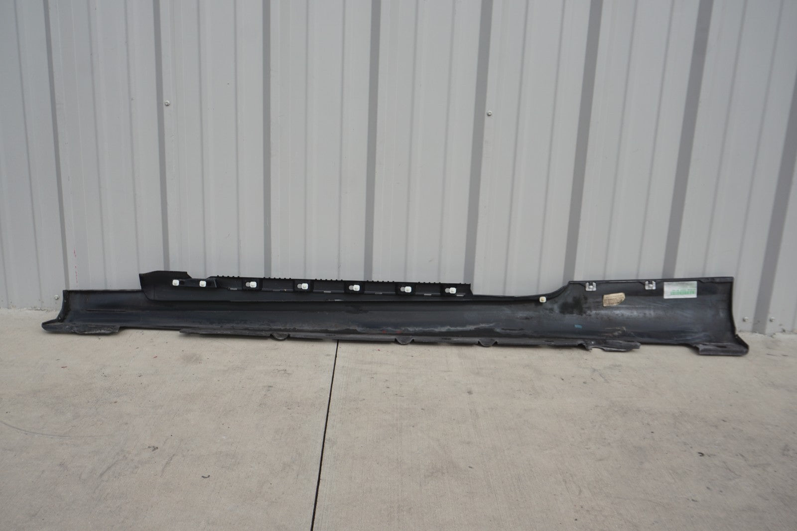10-17 Mercedes W207 E350 Coupe Right Pass Side Rocker Panel Skirt Molding  OEM