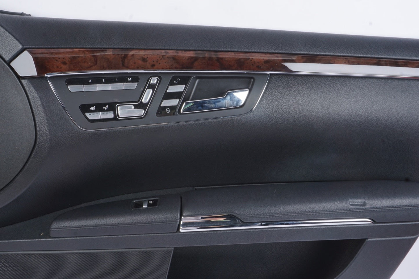 10-13 Mercedes W221 S550 S400 Front Right Side Interior Door Panel A2217205848