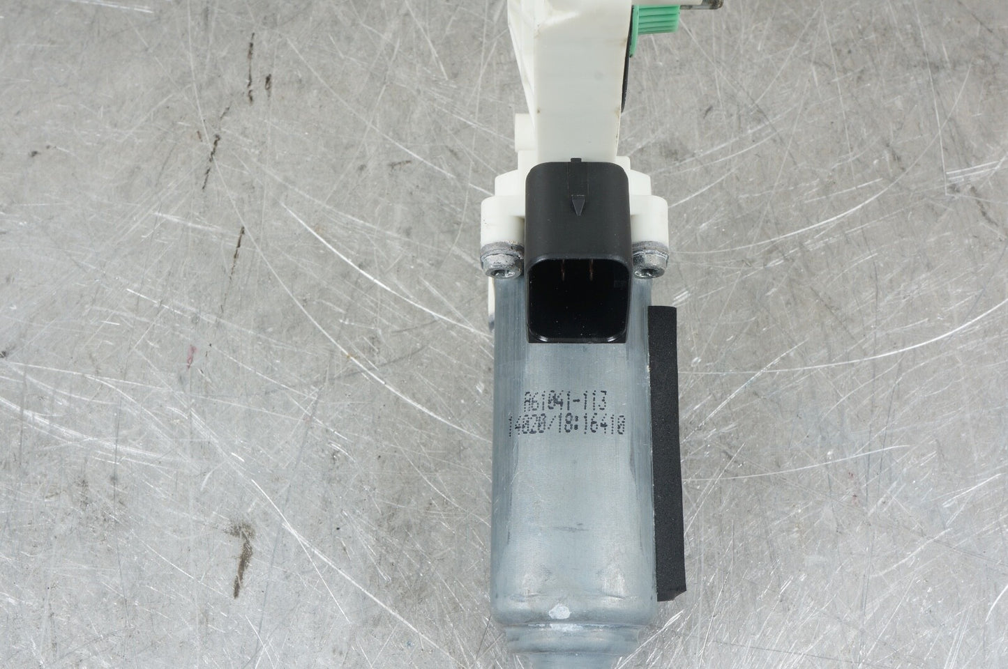 13-20 Mercedes R231 SL550 SL400 Front Left Side Window Regulator Motor OEM