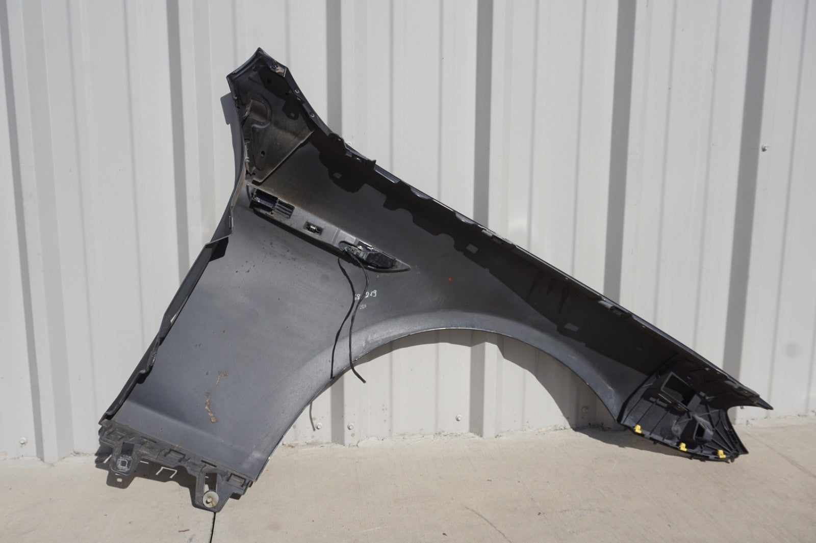 2012 - 2018 BMW 650i F06 F12 F13 Left Side Fender Cover Panel Black