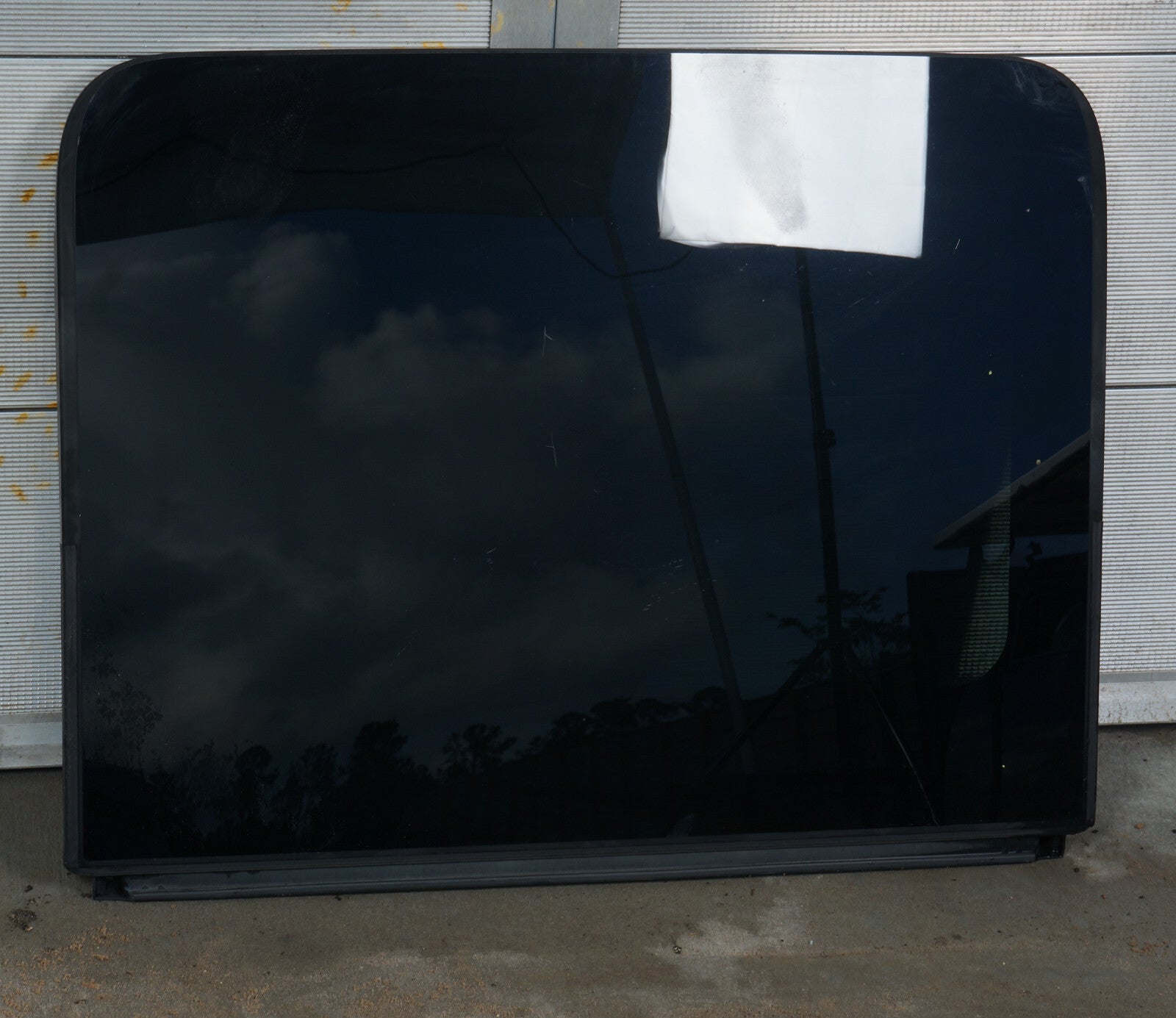 2011 - 2018 AUDI A8L LONG  REAR PANORAMIC SUNROOF SUN MOON ROOF GLASS