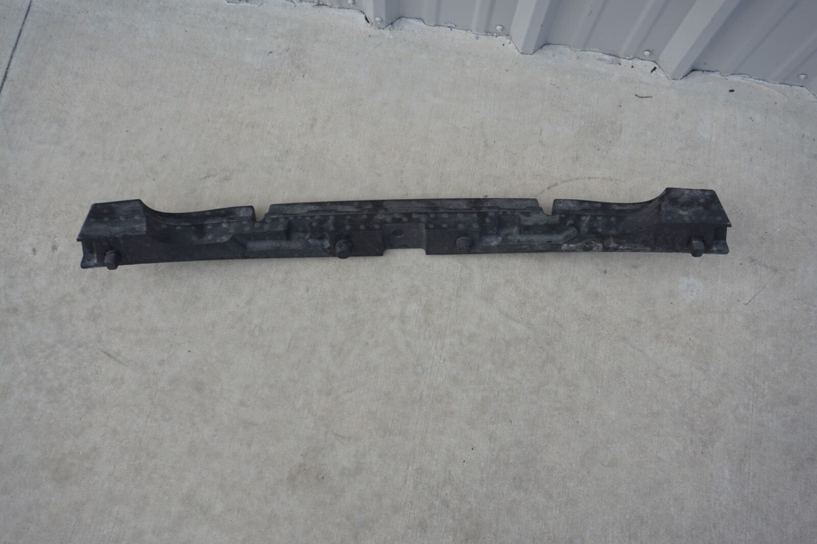 2014 - 2017 MASERATI GHIBLI M157 OEM FRONT BUMPER FOAM IMPACT ABSORBER 670004460