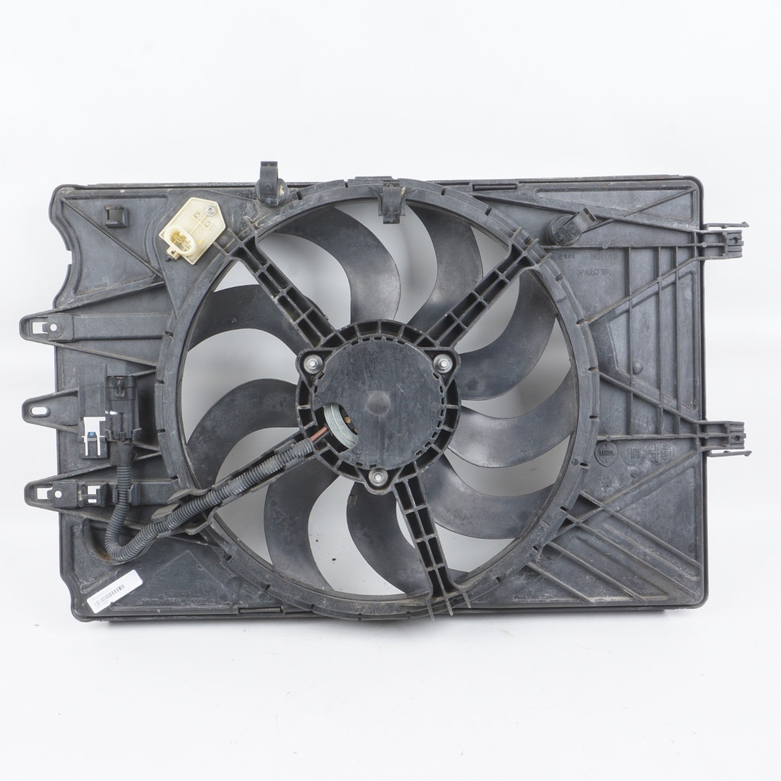 2014 - 2019 Fiat 500L 1.4L Radiator Cooling Air Fan Shroud Motor Assembly OEM