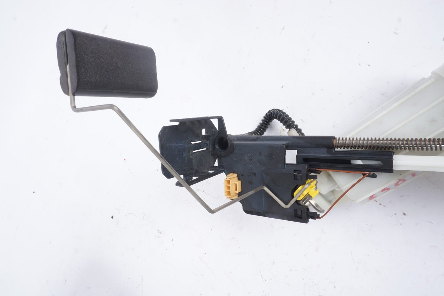 2006 - 2010  BMW 650i E63 E64 Fuel Pump Left & Right OEM