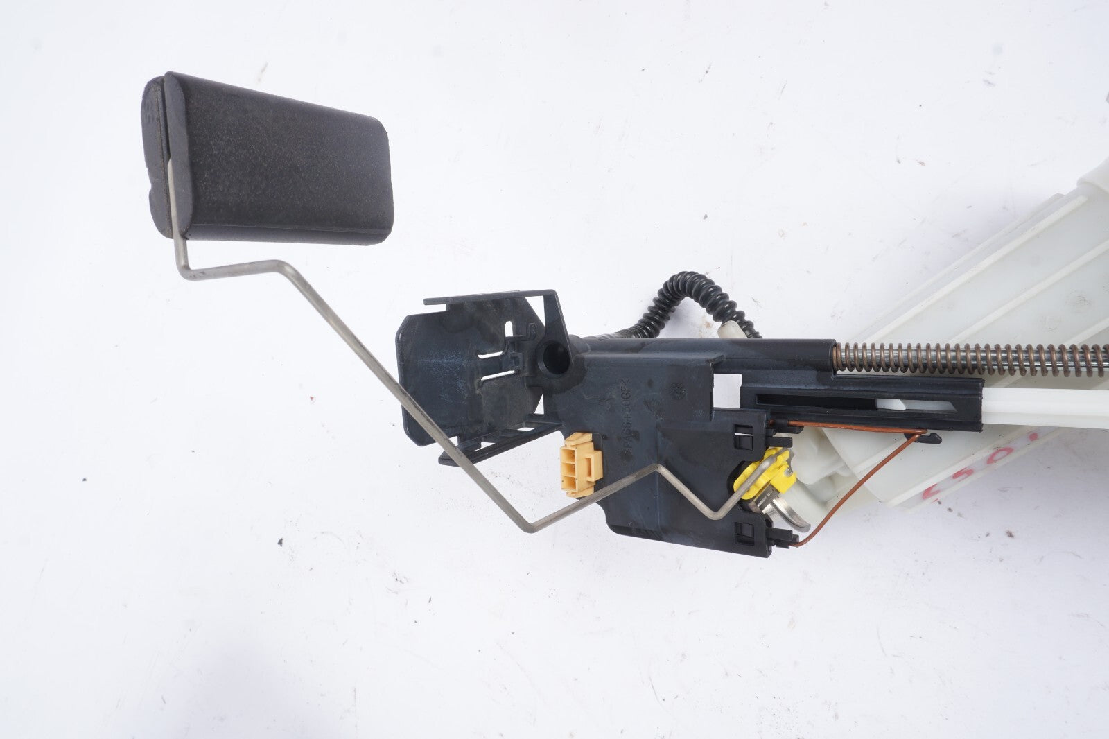 2006 - 2010  BMW 650i E63 E64 Fuel Pump Left & Right OEM