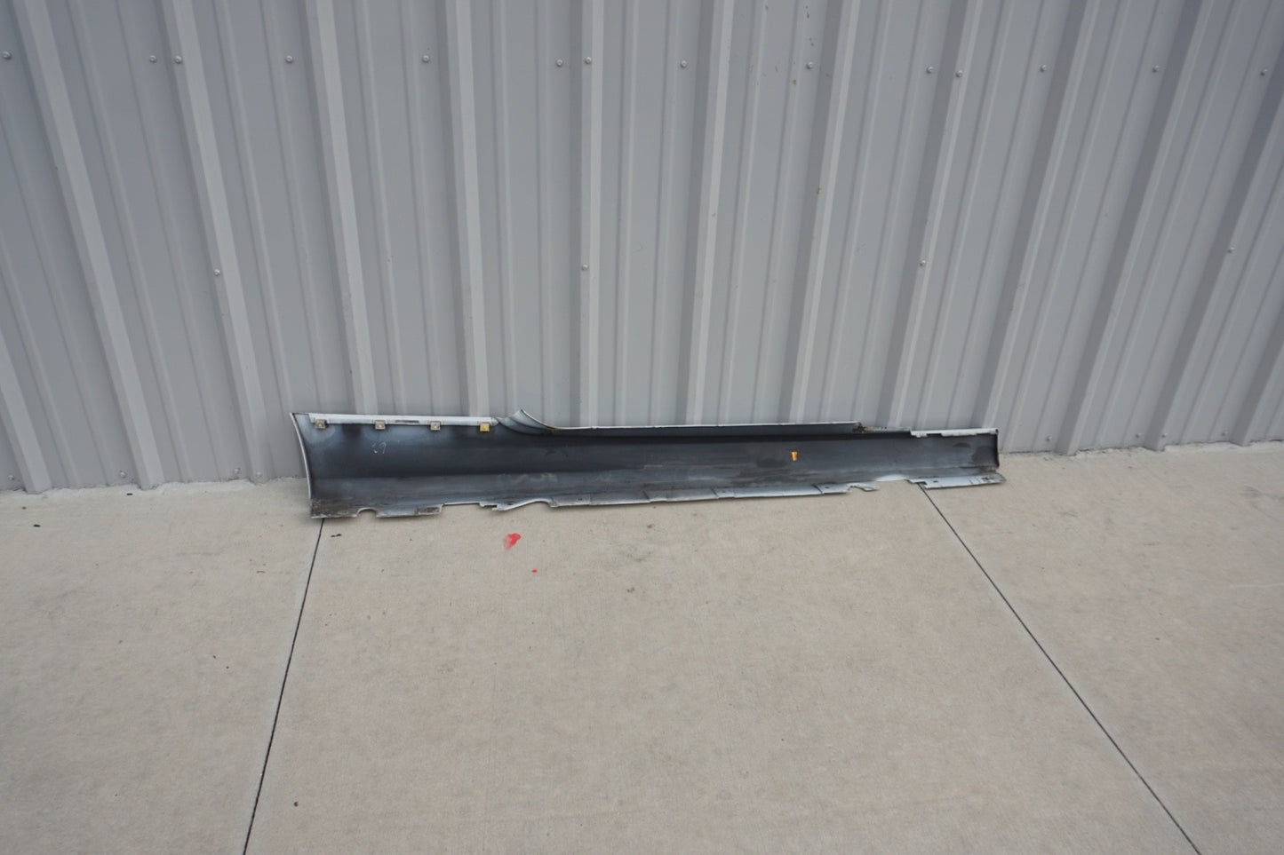 2011-2013 BMW E92 E93 328i 335i RIGHT RH ROCKER PANEL SIDE SKIRT OEM