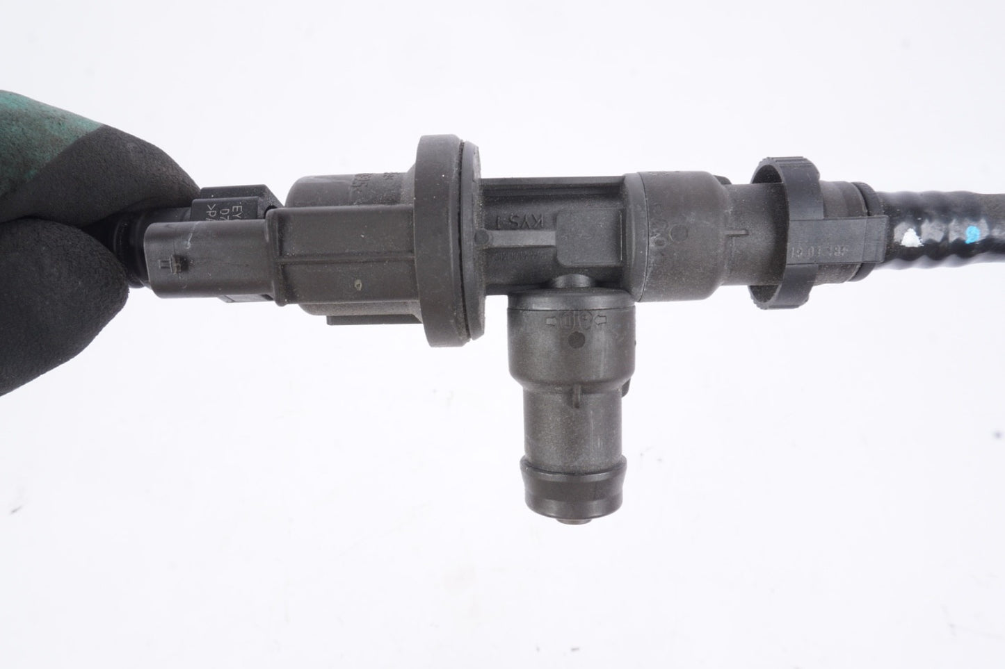 2018 - 2022 BMW X2 F39 2.0L FUEL VAPOR CANISTER FILTER W/ HOSE TUBE PIPE OEM