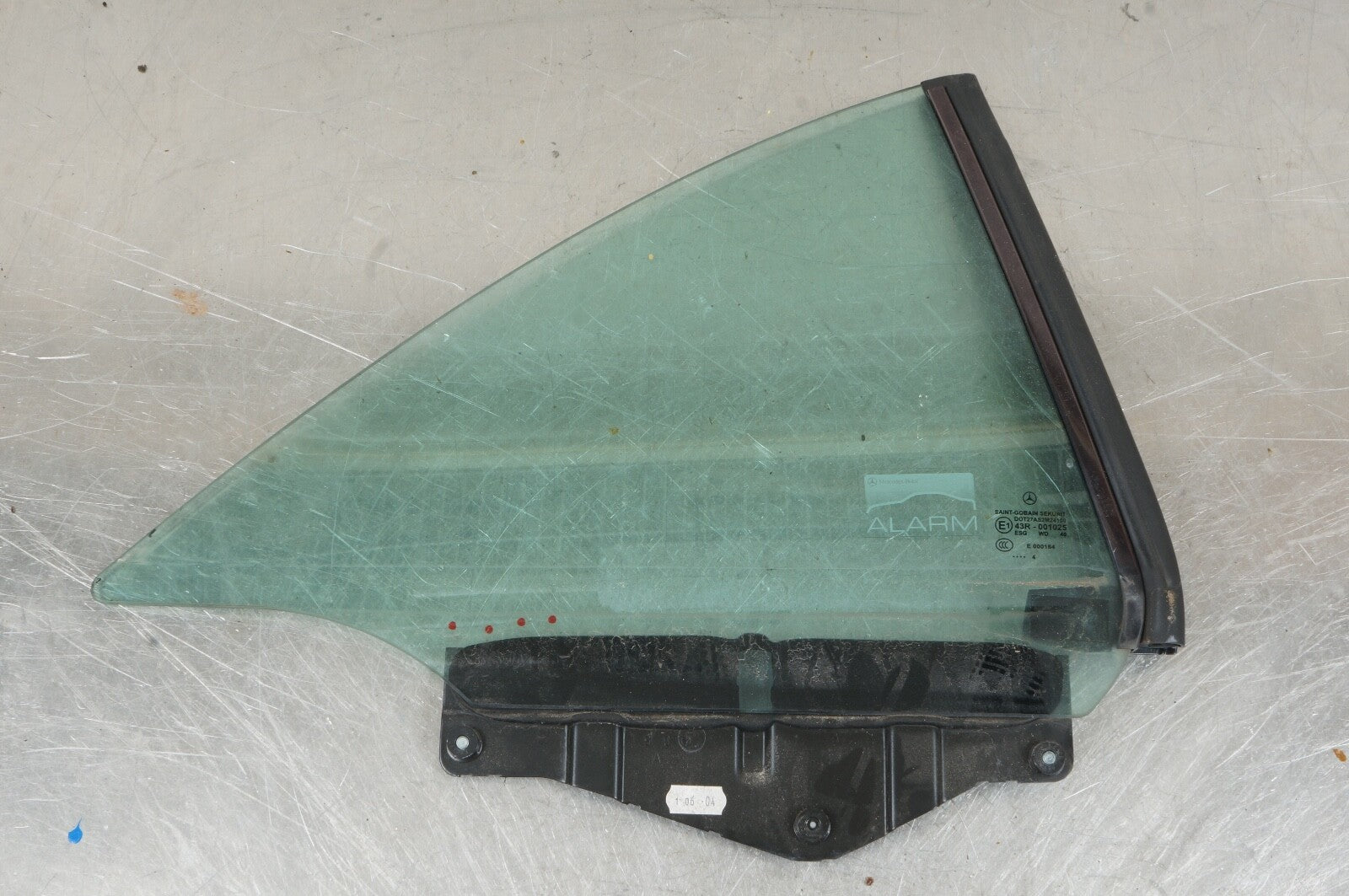 03-11 Mercedes-Benz R230 SL500 Rear Right Quarter Window Glass OEM