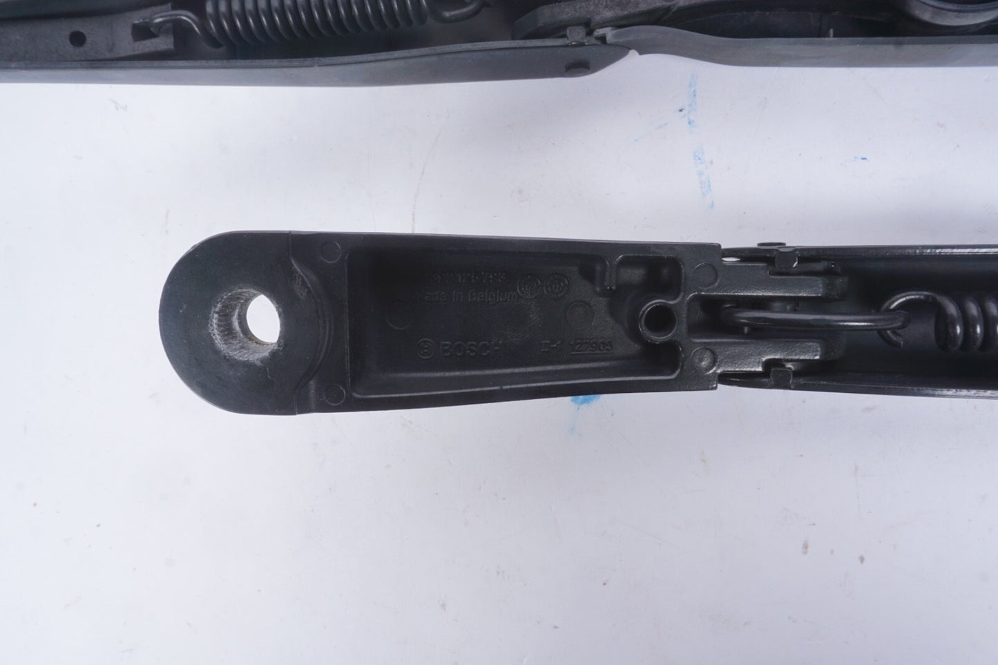 2011-2018 PORSCHE CAYENNE 958 FRONT WINDSHIELD WIPER ARM RIGHT & LEFT SIDE SET