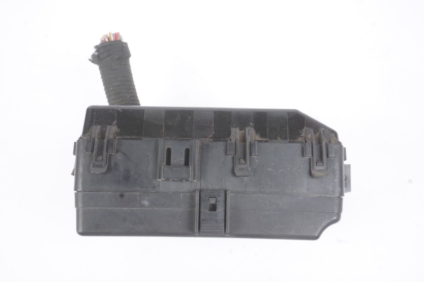 2014 - 2017 Maserati Ghibli RWD 3.0 Engine Bay Fuse Box OEM