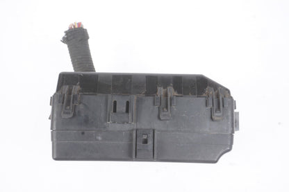 2014 - 2017 Maserati Ghibli RWD 3.0 Engine Bay Fuse Box OEM