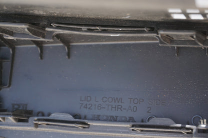 18 - 24 Honda Odyssey Front Windshield Cowl Vent Panel 74200-THR-A0 OEM