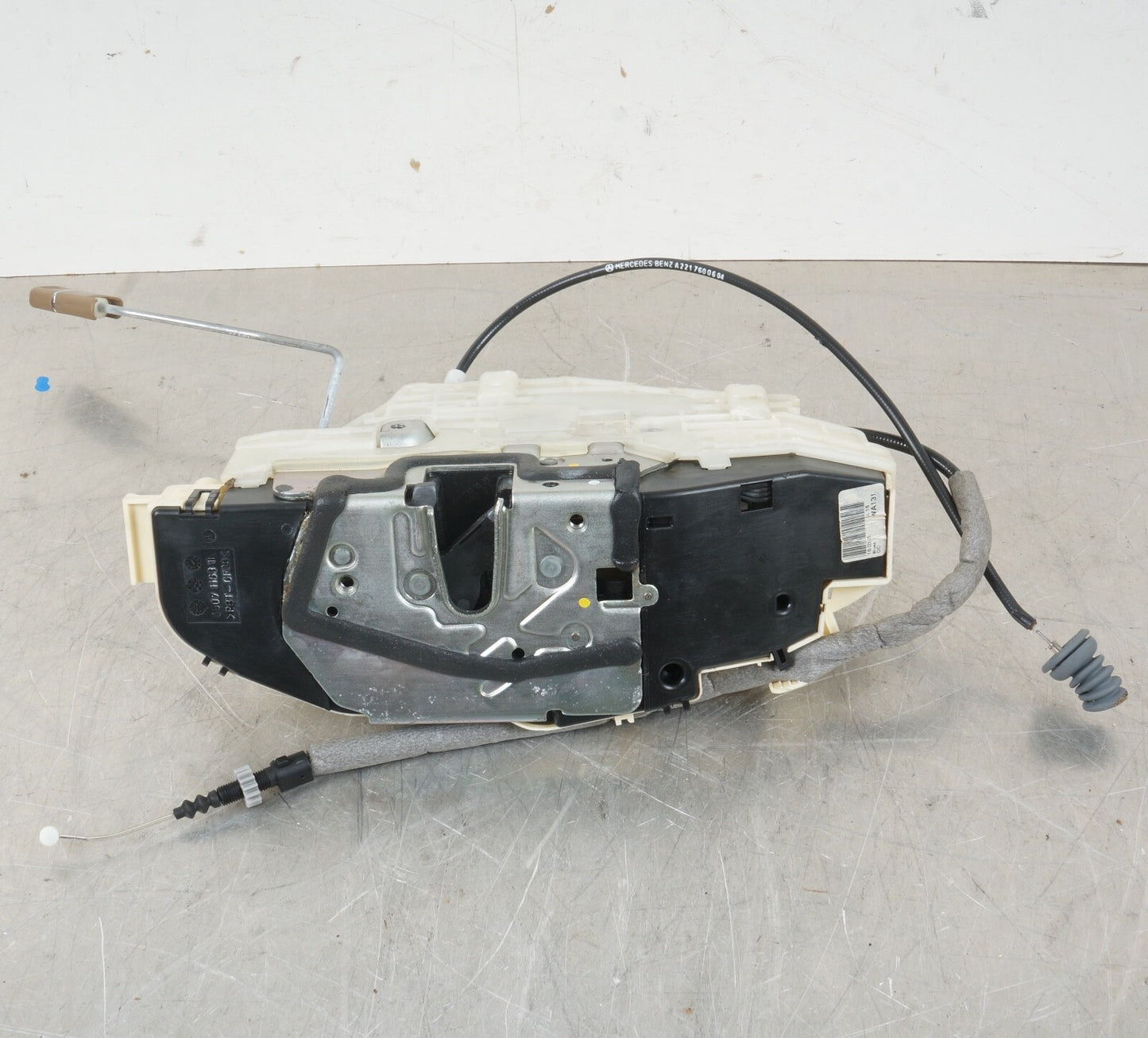 07-13 Mercedes W221 S450 S550 Rear Left Door Lock Latch Actuator Keyless Go OEM