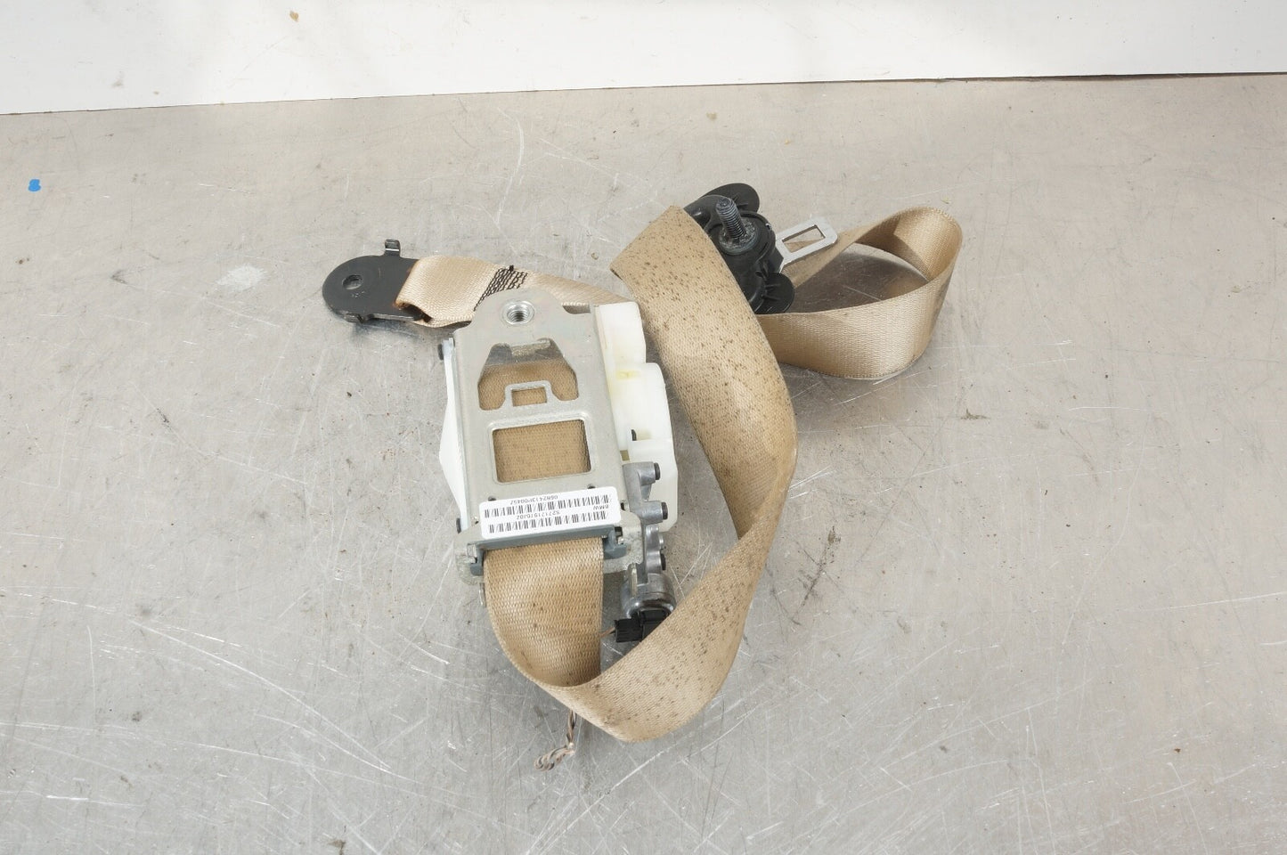 07-13 BMW X5 E70 FRONT RIGHT PASSENGER SIDE SEAT BELT RETRACTOR