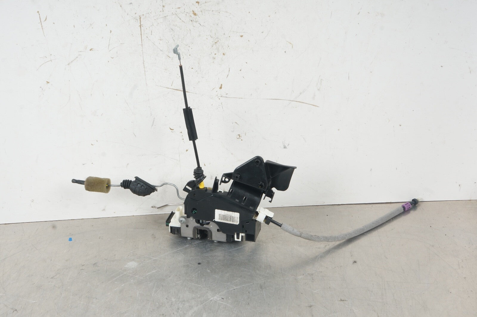 08-14 Mercedes W204 C250 C300 C350 Front Left Door Lock Latch Actuator OEM