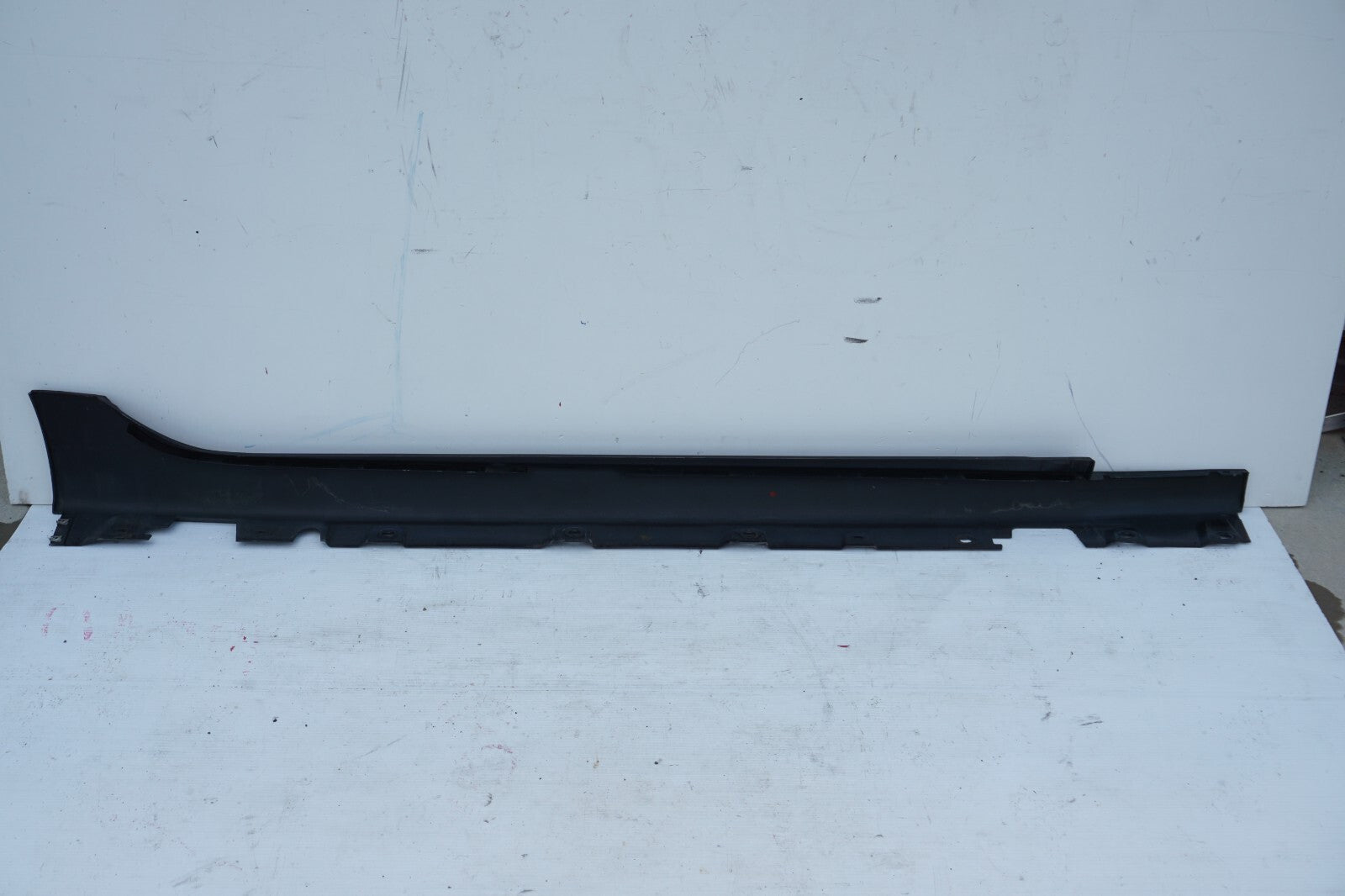2010-2017 BMW 535I GT 550GT LEFT DRIVER SIDE SKIRT ROCKER PANEL OEM