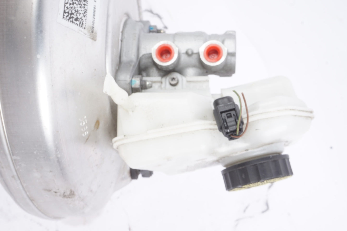 2018 - 2023 BMW X2 F39 POWER BRAKE BOOSTER W/ MASTER CYLINDER OEM 6872076