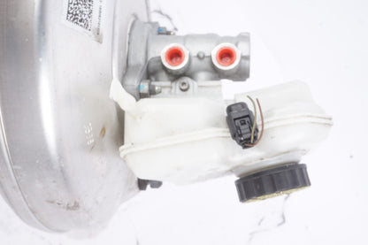 2018 - 2023 BMW X2 F39 POWER BRAKE BOOSTER W/ MASTER CYLINDER OEM 6872076
